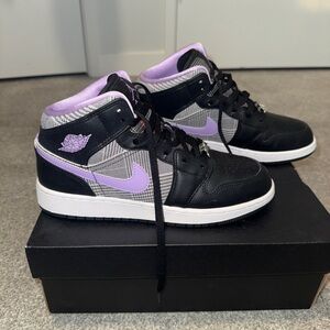 Youth Girls Air Jordan’s